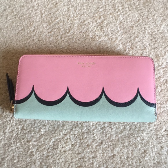 Kate Spade Intarsia Scallop continental wallet - Picture 4 of 4